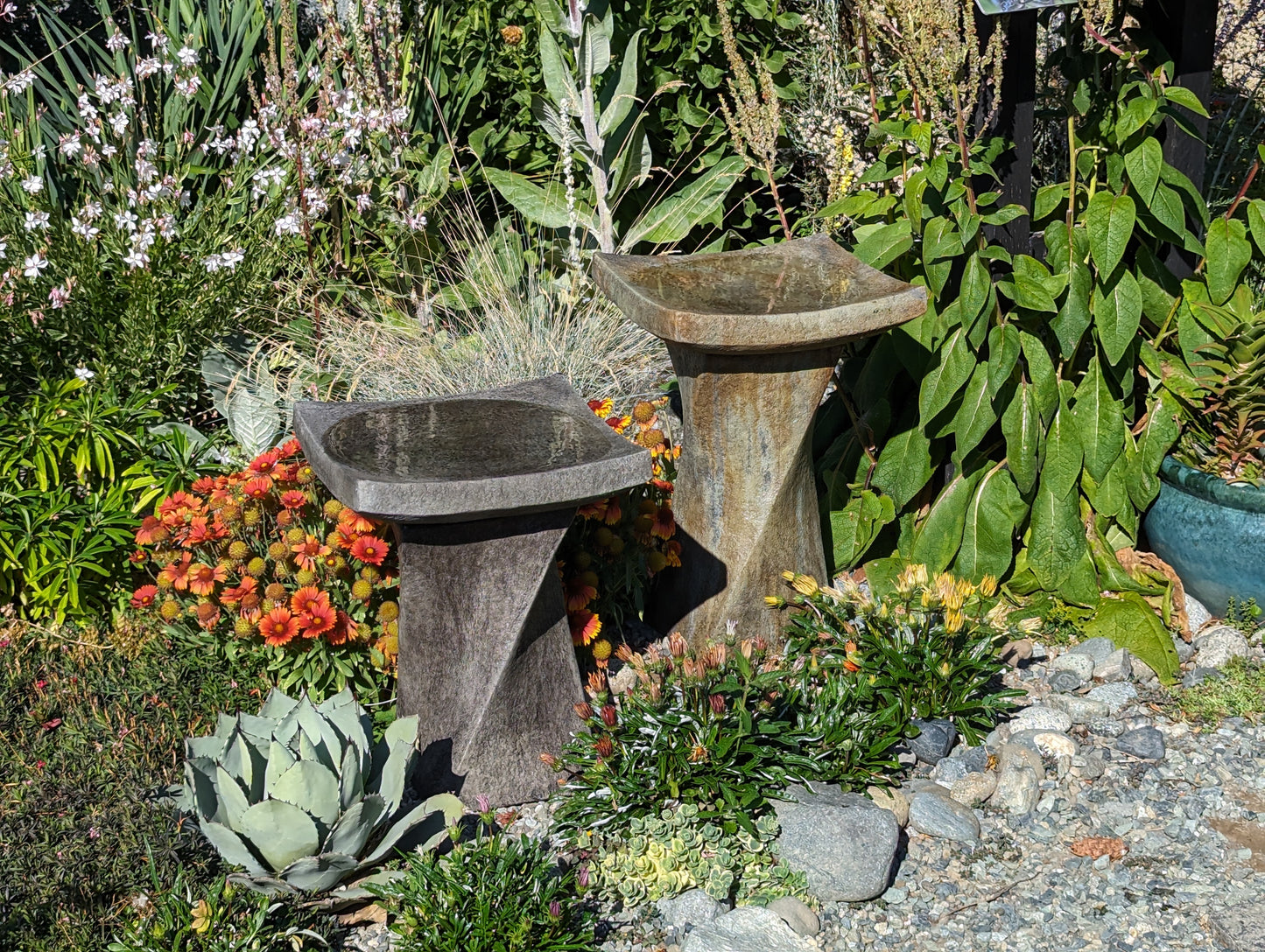 Contemporary Birdbath Small