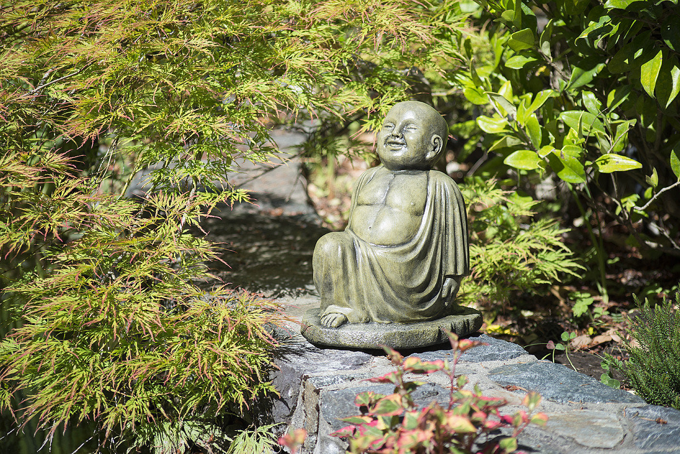 Yoga Buddha - Lunge Position in York Stone